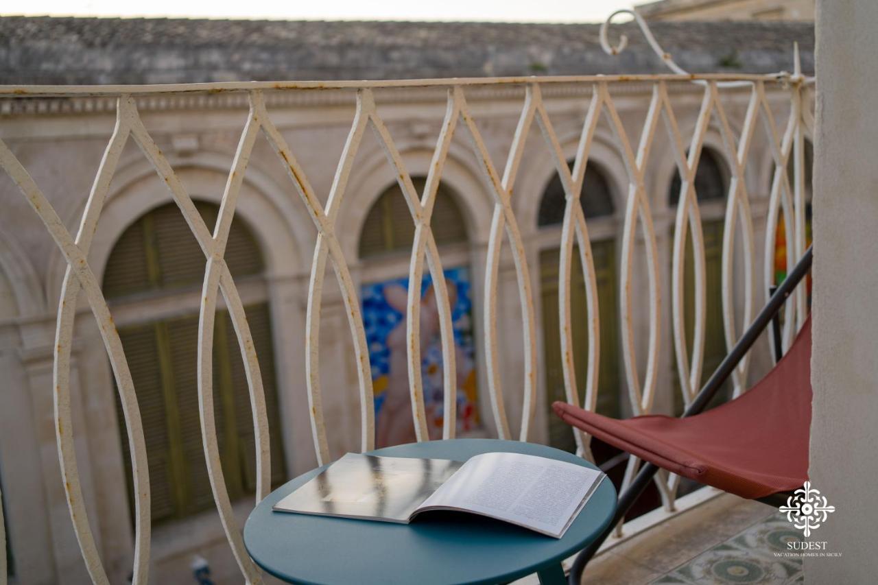 La Terrazza Sull'Antico Mercato Di Ortigia シラクーサ エクステリア 写真