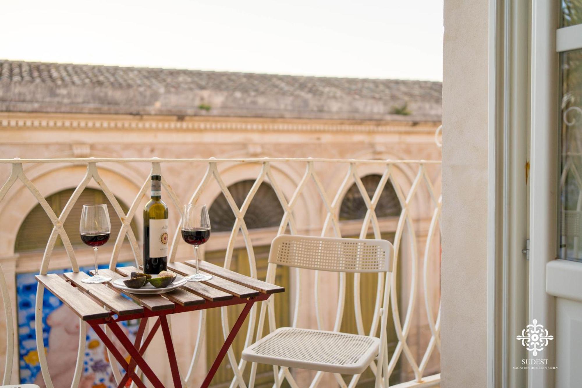 La Terrazza Sull'Antico Mercato Di Ortigia シラクーサ エクステリア 写真