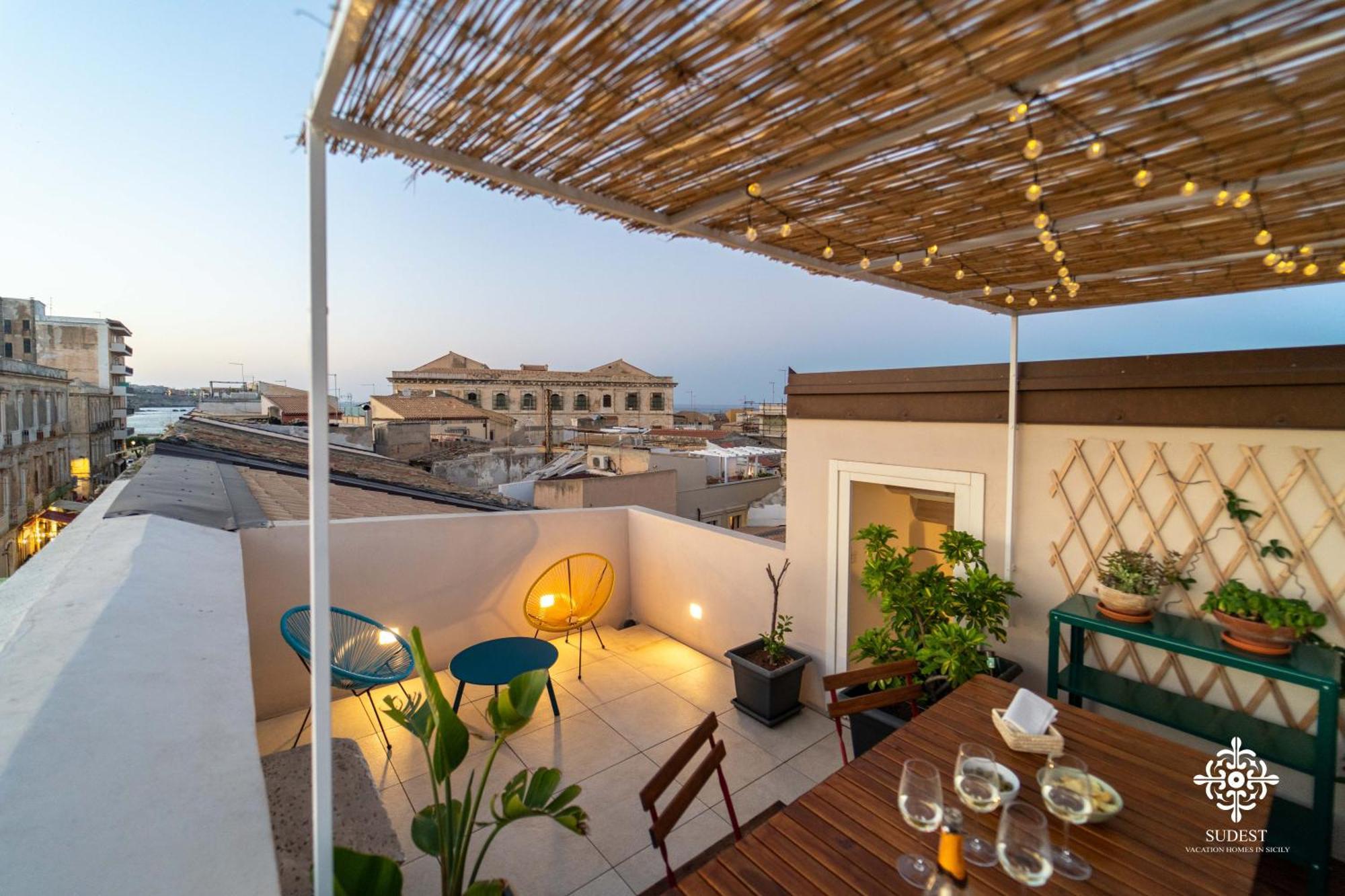La Terrazza Sull'Antico Mercato Di Ortigia シラクーサ エクステリア 写真